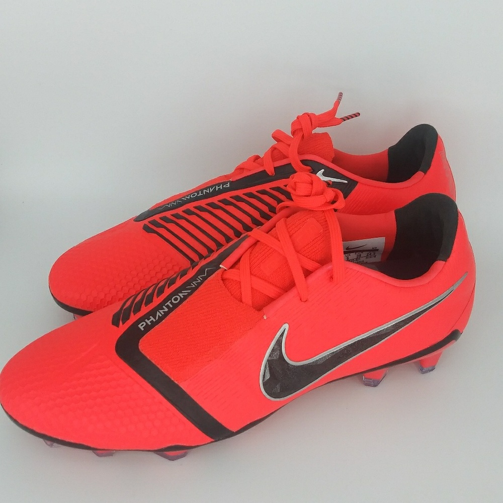 SOLD-New Nike Phantom Venom Elite FG ACC Size 6.5